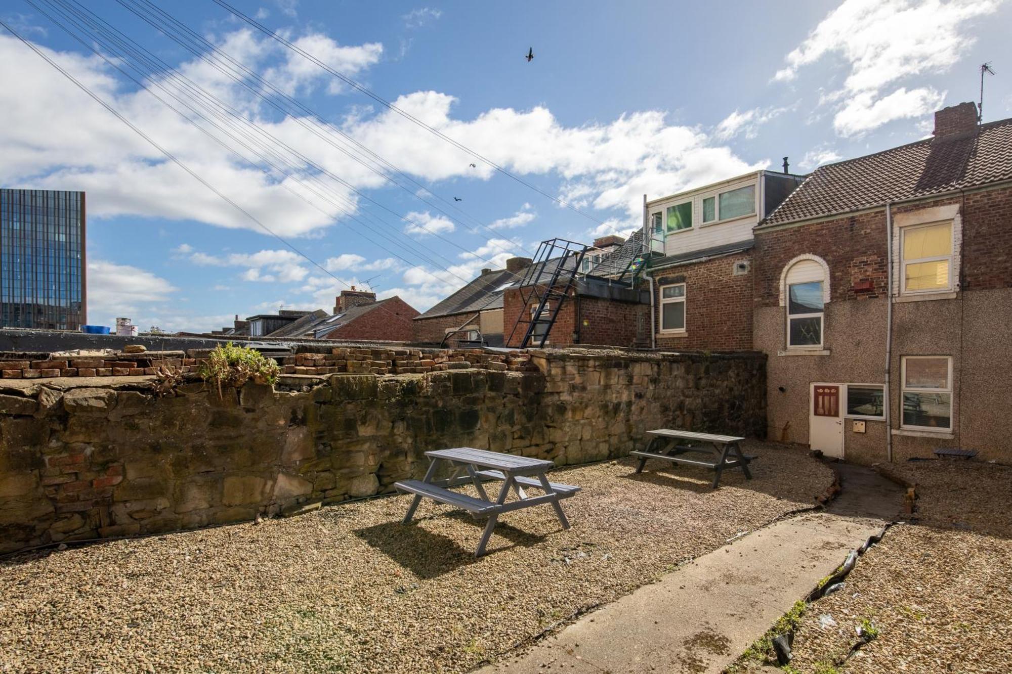 Newcastle City Centre Super Spacious Town House Free Parking And Wi-Fi Exterior photo