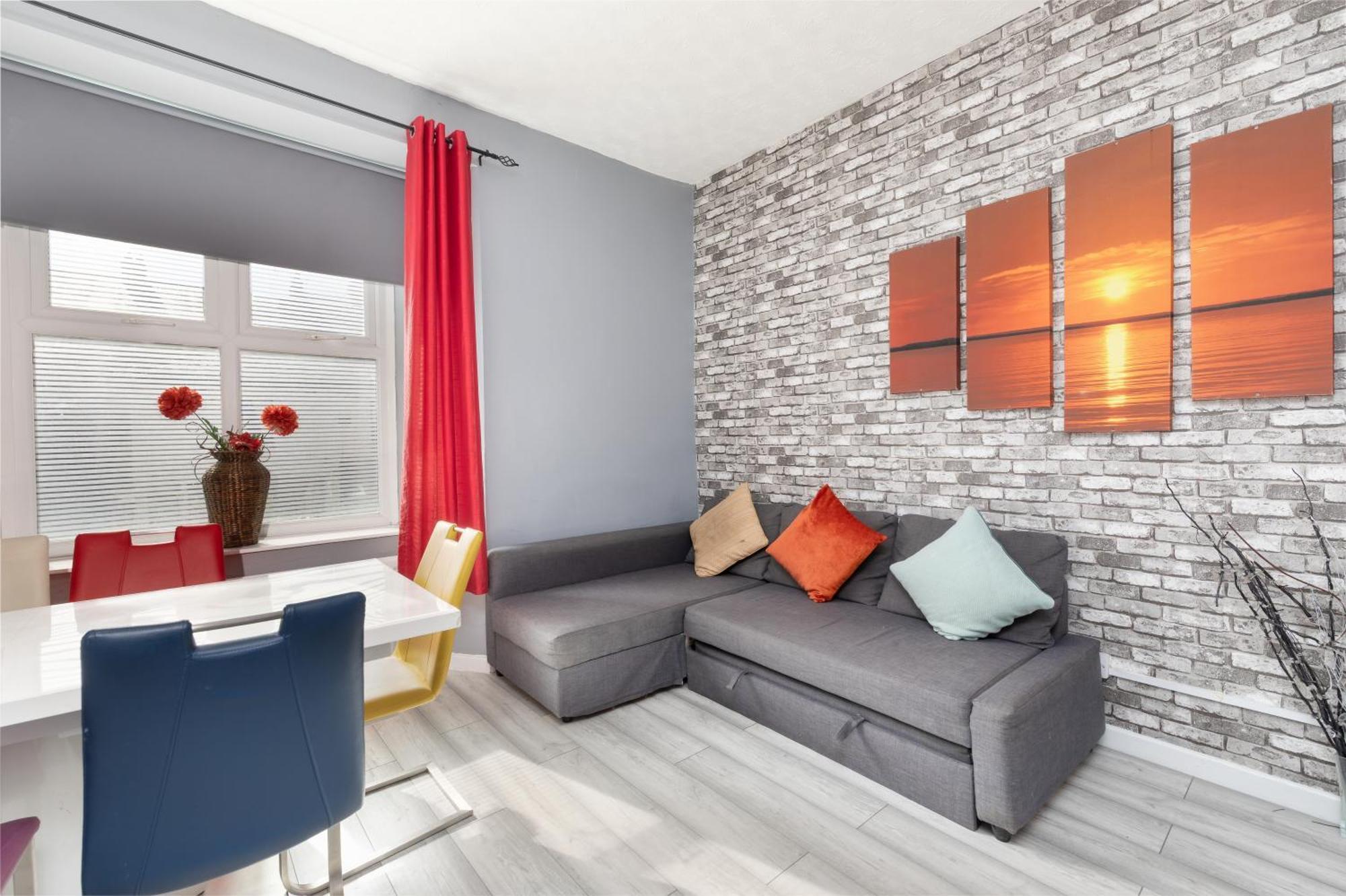 Newcastle City Centre Super Spacious Town House Free Parking And Wi-Fi Exterior photo