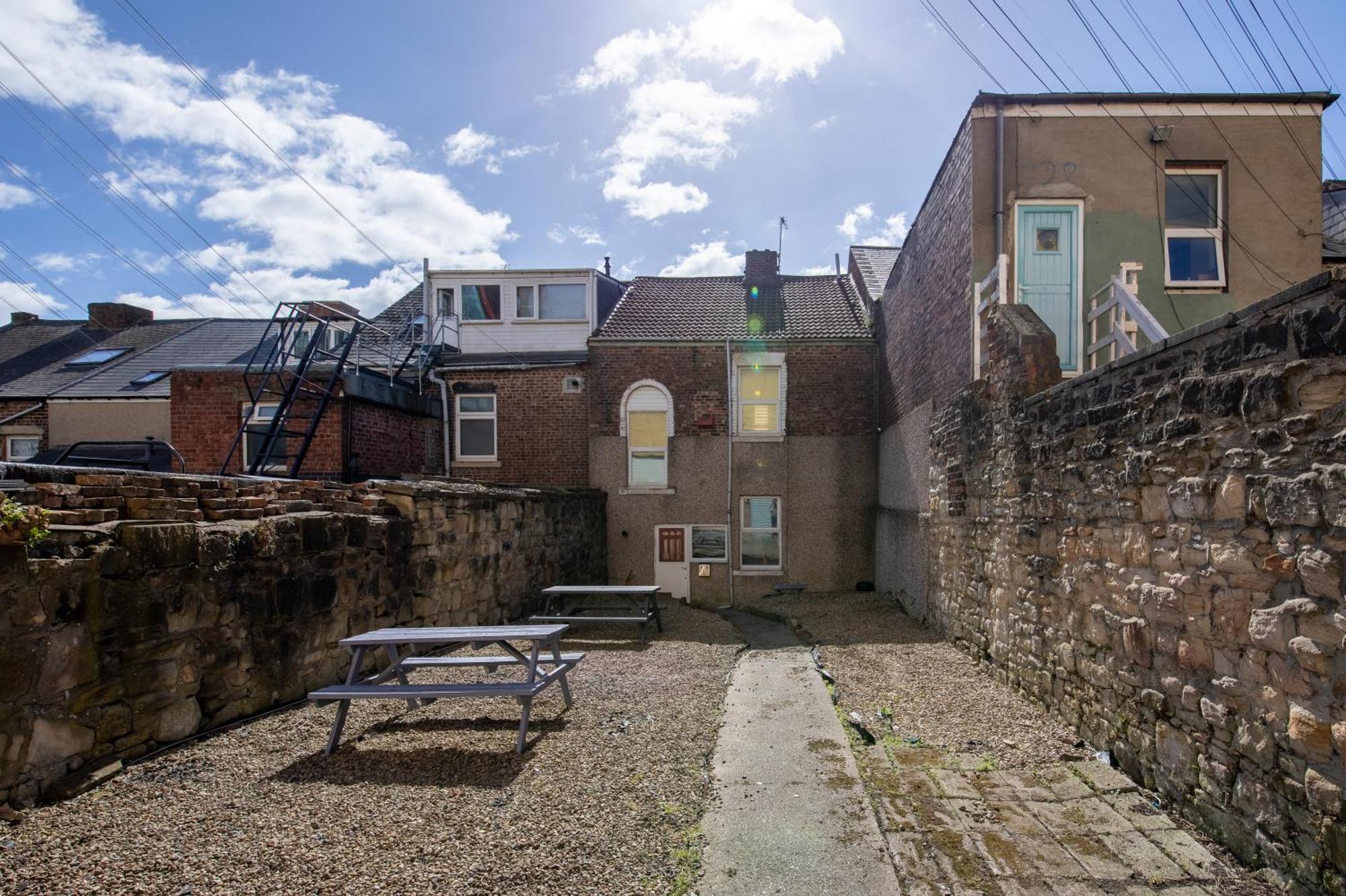 Newcastle City Centre Super Spacious Town House Free Parking And Wi-Fi Exterior photo
