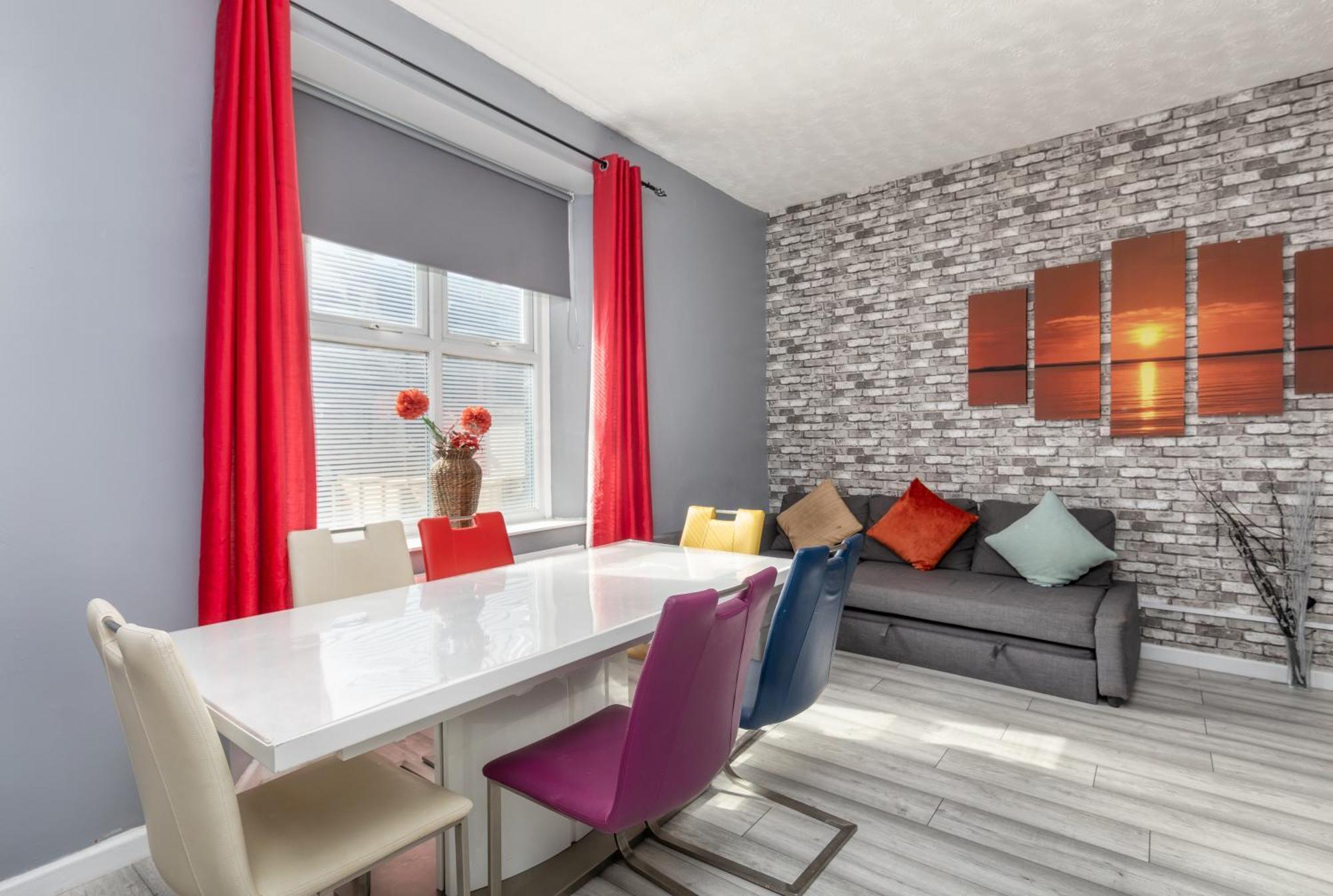 Newcastle City Centre Super Spacious Town House Free Parking And Wi-Fi Exterior photo