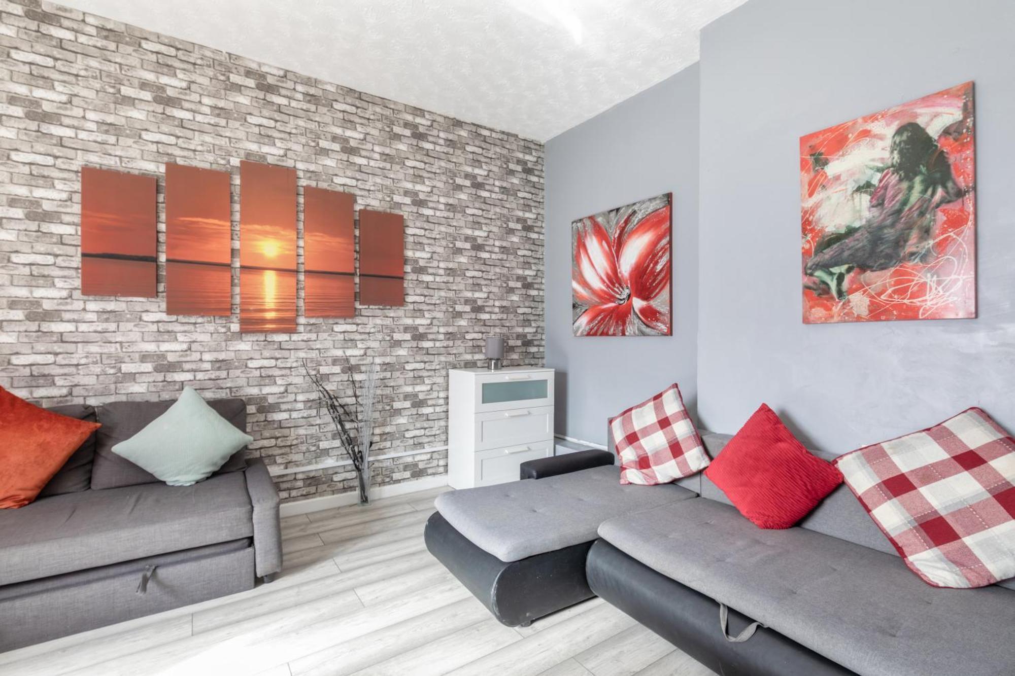 Newcastle City Centre Super Spacious Town House Free Parking And Wi-Fi Exterior photo